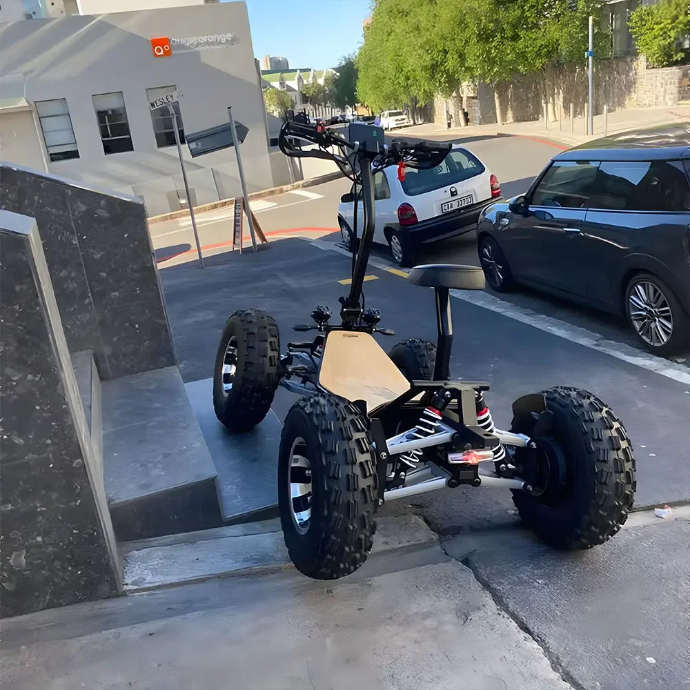 ESWING ハイパワー10000モーター 50マイル/時  - 60V 50Ah Electric Scooter Battery のレビューと価格